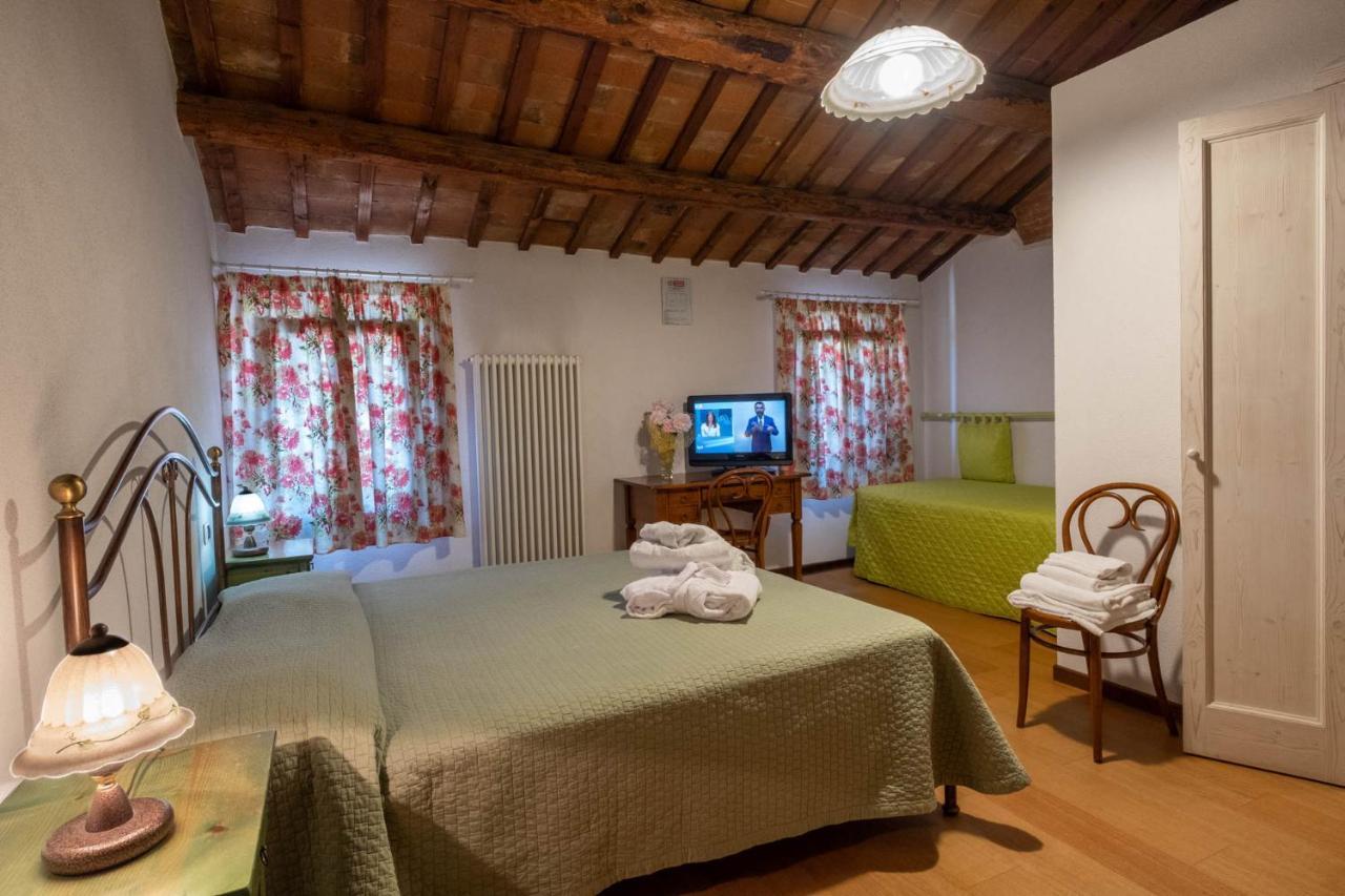 Agriturismo Le 4 Rose ヴェスコヴァーナ エクステリア 写真