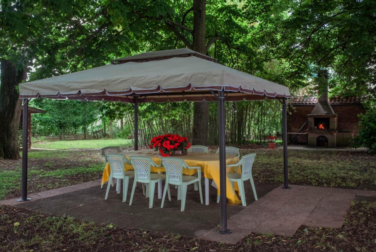 Agriturismo Le 4 Rose ヴェスコヴァーナ エクステリア 写真