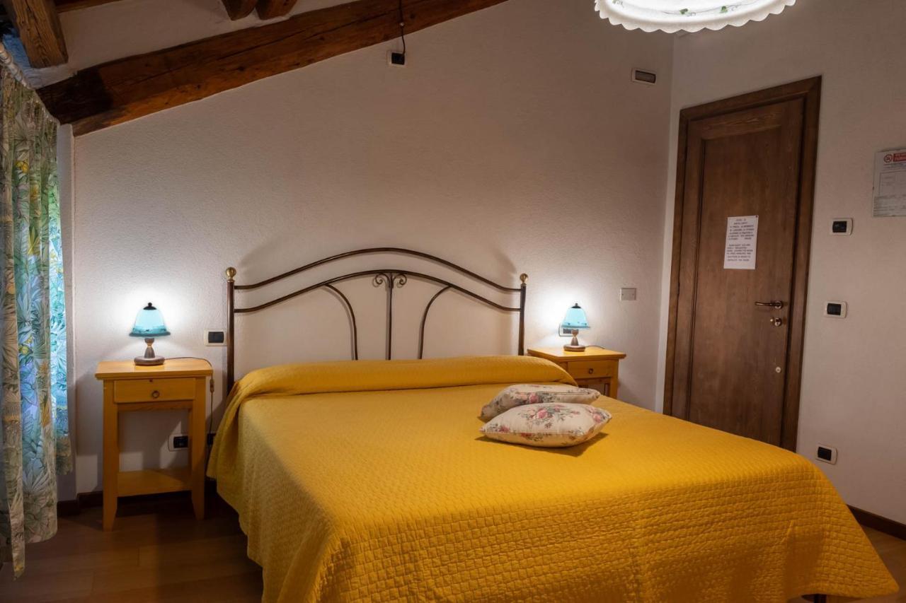 Agriturismo Le 4 Rose ヴェスコヴァーナ エクステリア 写真