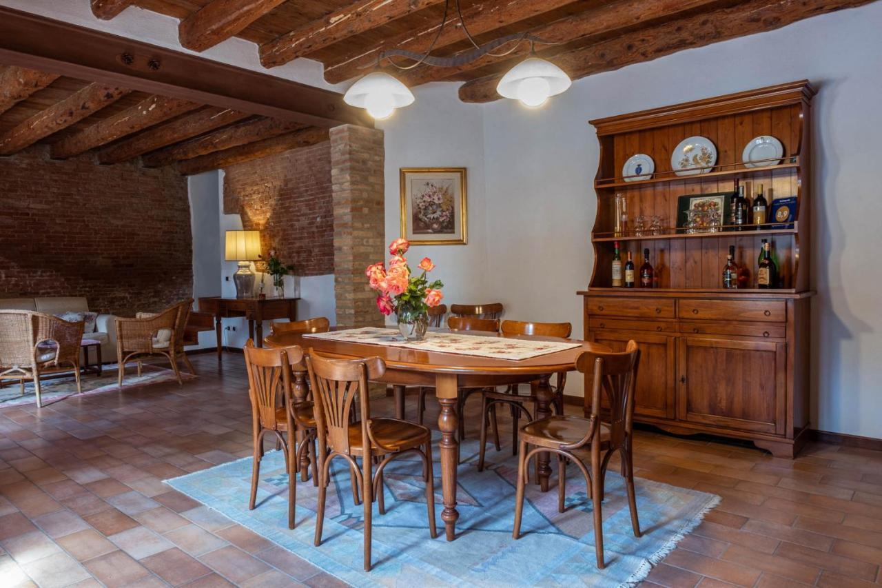 Agriturismo Le 4 Rose ヴェスコヴァーナ エクステリア 写真
