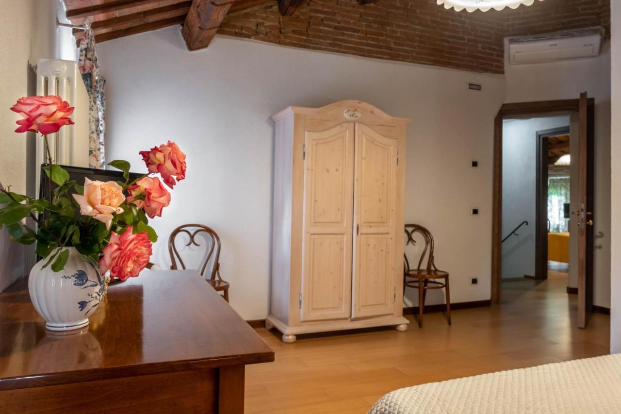 Agriturismo Le 4 Rose ヴェスコヴァーナ エクステリア 写真