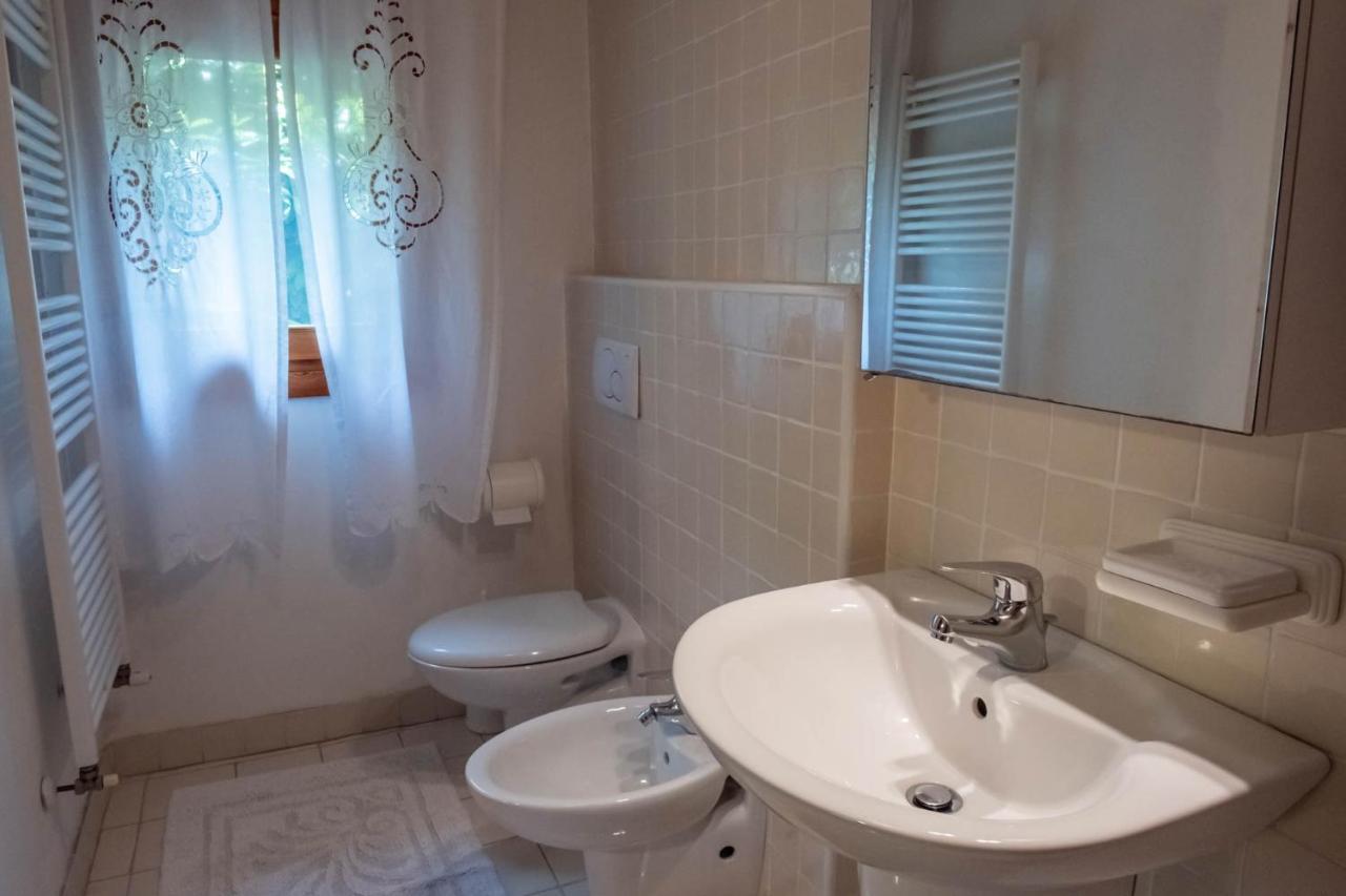 Agriturismo Le 4 Rose ヴェスコヴァーナ エクステリア 写真